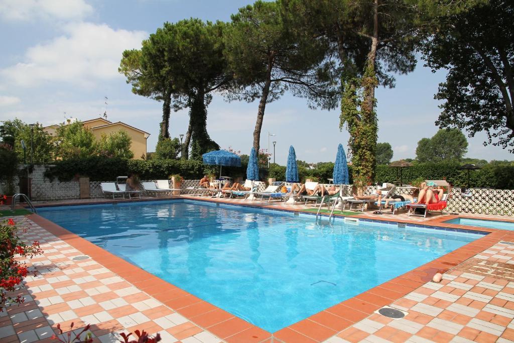Hotel Frank Lido di Jesolo Dış mekan fotoğraf