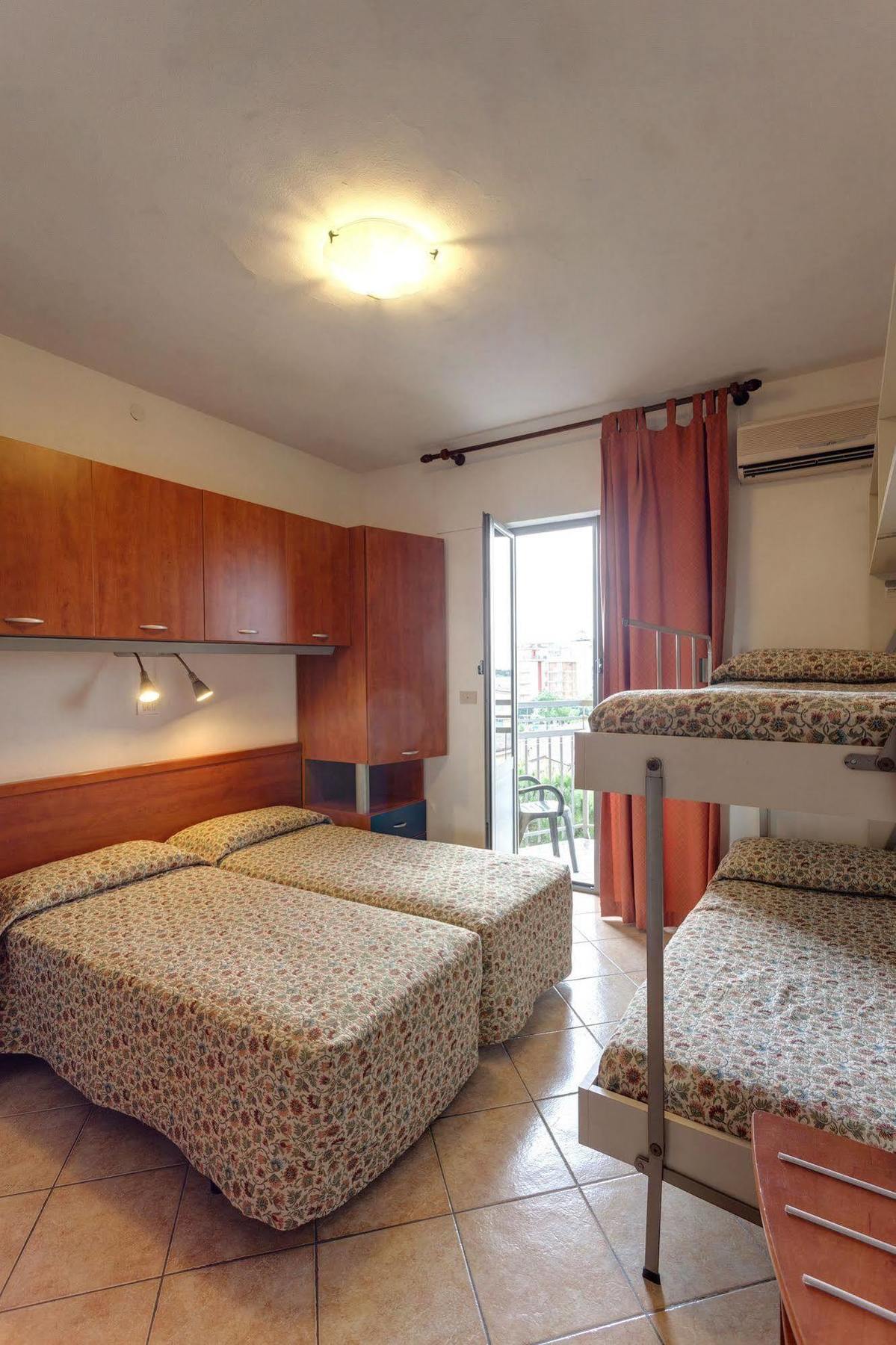 Hotel Frank Lido di Jesolo Dış mekan fotoğraf