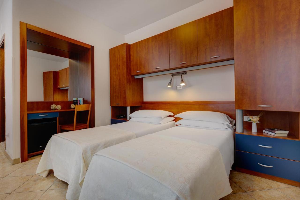 Hotel Frank Lido di Jesolo Dış mekan fotoğraf